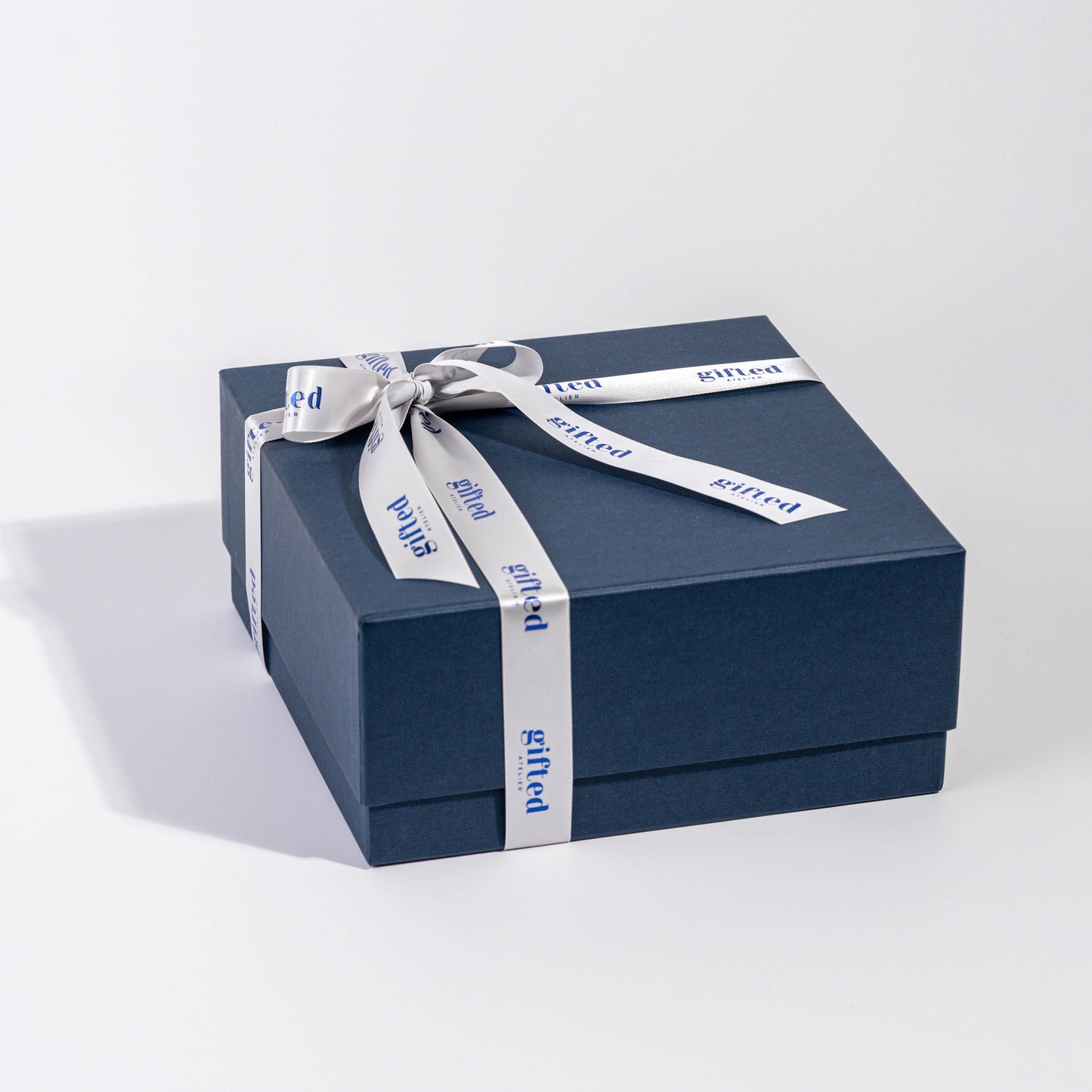 Navy Rigid Box 22x22x10 CM