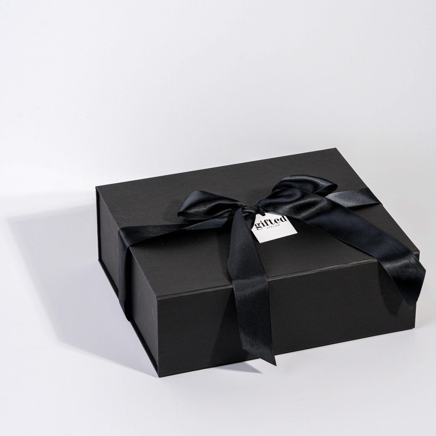 Black Magnetic Box 25x30x10 CM
